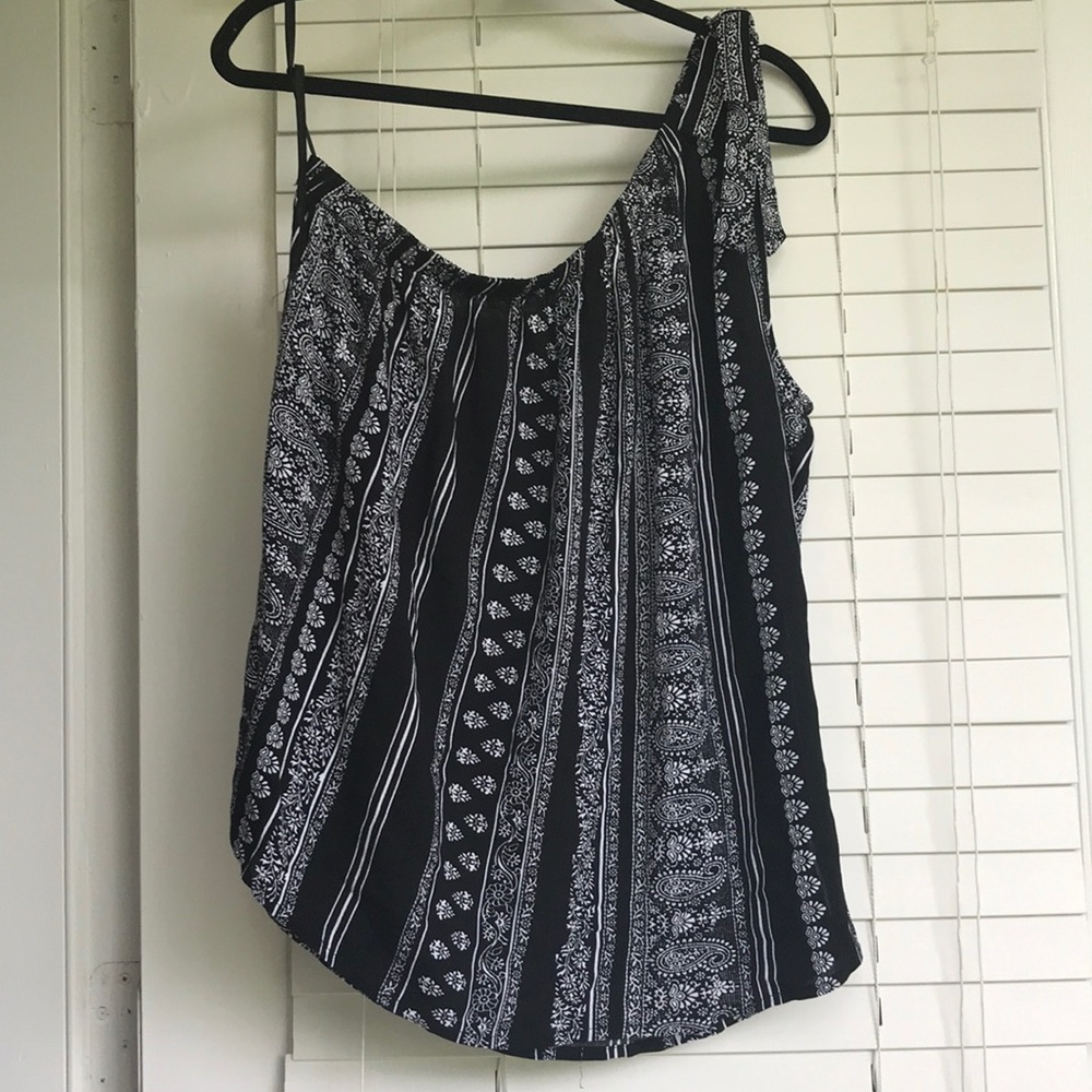 NY&C One Shoulder Top